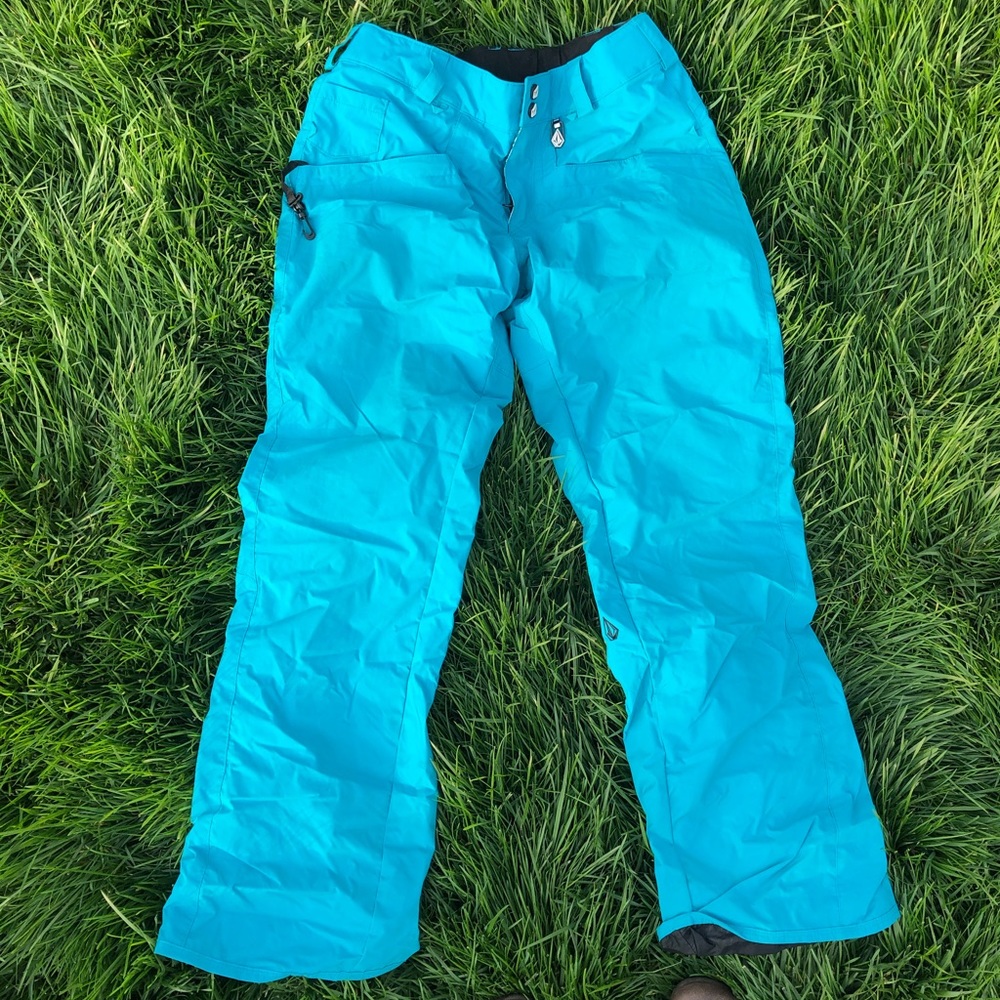 Volcom Ski/Snowboard pants. Excellent condition